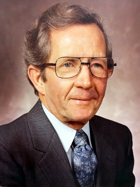 Obituary of O. W. "Pete" Maxfield