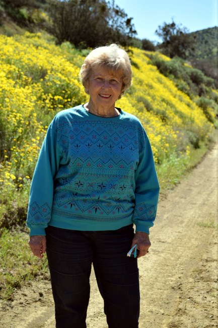 Obituary of Loretta Rae Twisselman