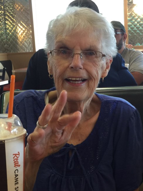 Obituary of Shirley M. Riley