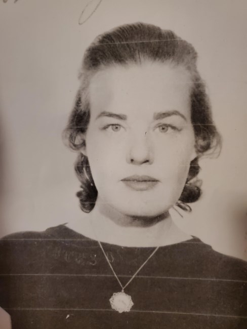 Obituary of Jeanne Naomi Miller Buell