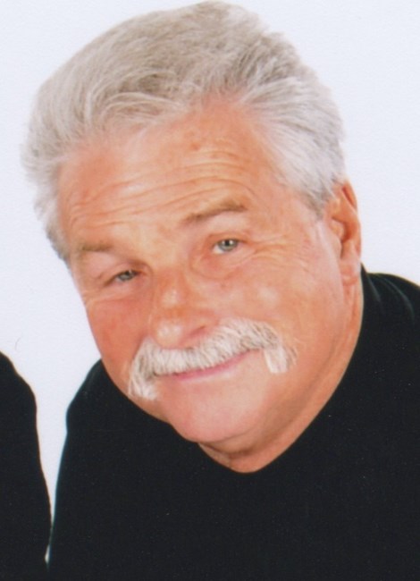 Obituary of Mr. Robert William Davis
