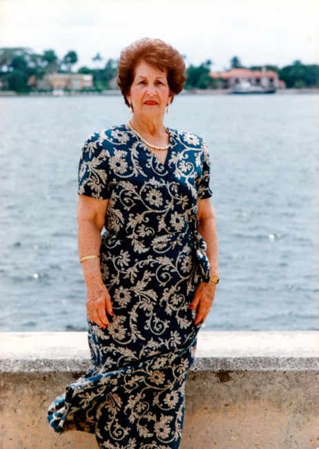 Obituary of Lola Abraham