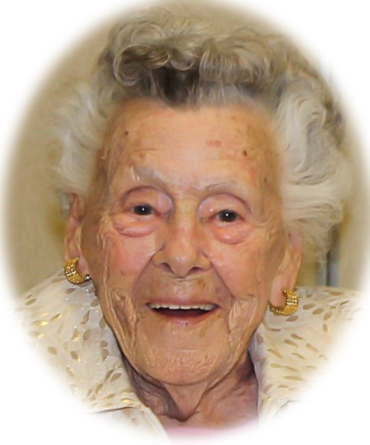 Obituary of Gertrude Isabel Lavonne "Babe" Bannatyne