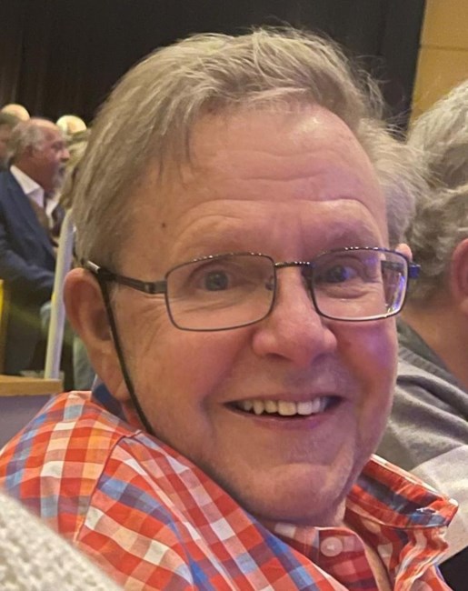 Obituary of Robert Michael "Mike" Lee