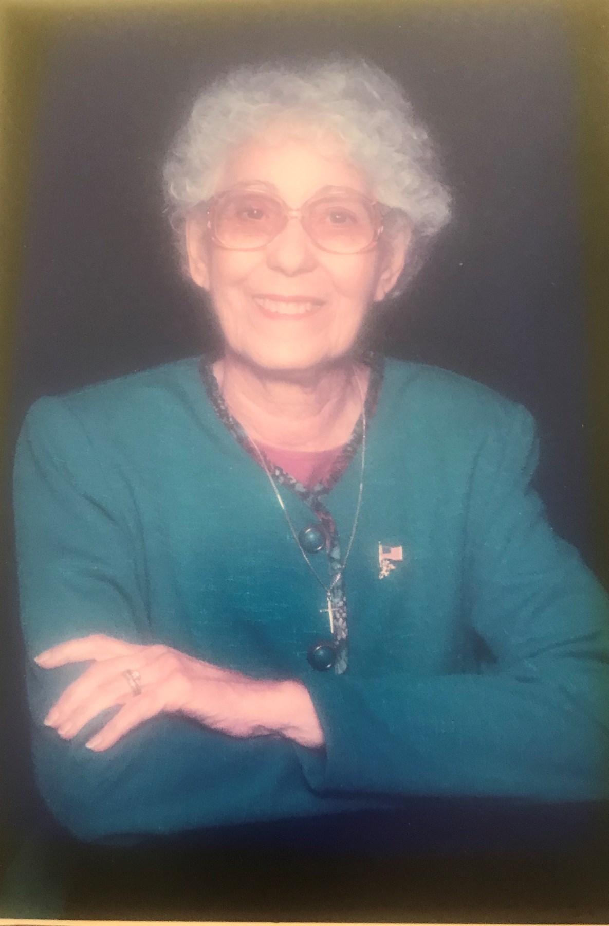 Obituary of Esther Fernandez