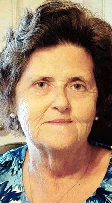 Obituary of Margaret "Mitzi" Splinter Smith