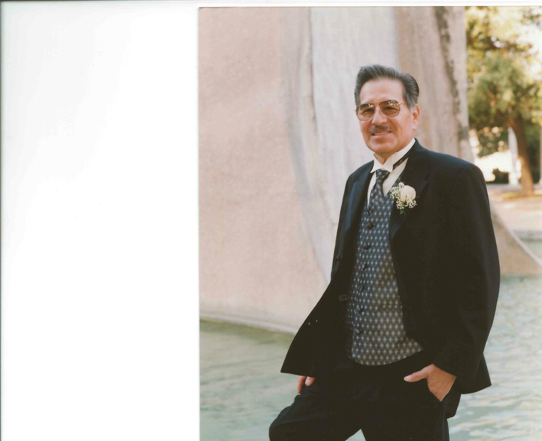 Obituario de Milton D Quiroz