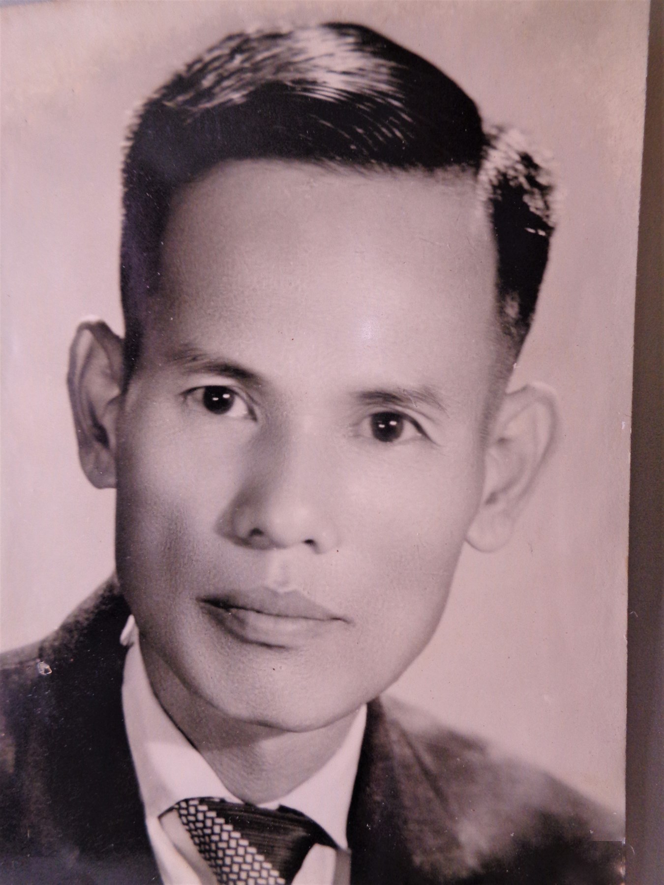 Obituary of Nguyen Mong Chi