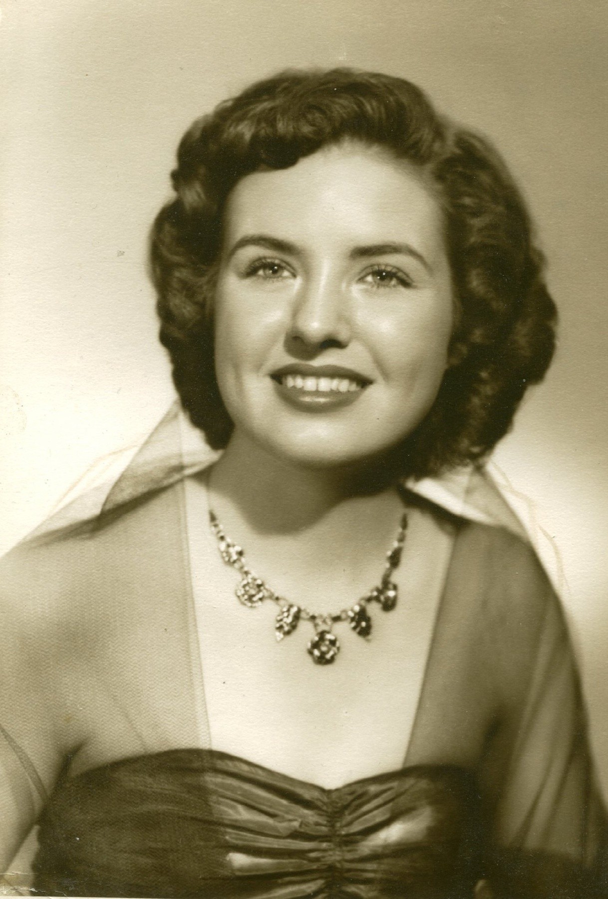 Jb Rhodes Funeral Home Obituaries - 418suod