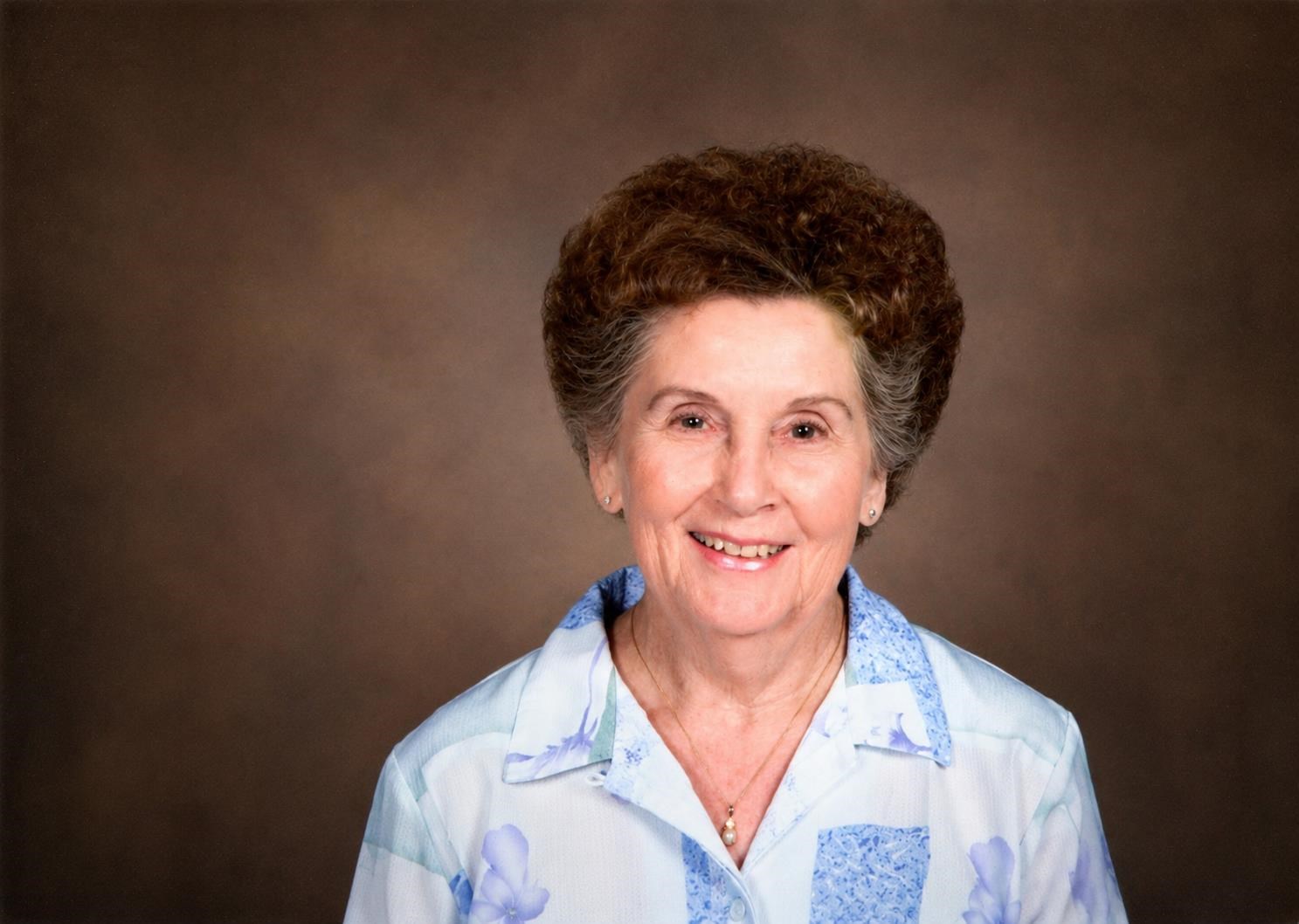 Obituary of Mary Evelyn Shell