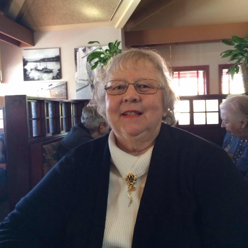 Avis de décès de Virginia Theresa "Teri" Lund