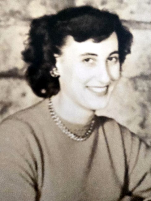 Obituary of Genevieve Walker