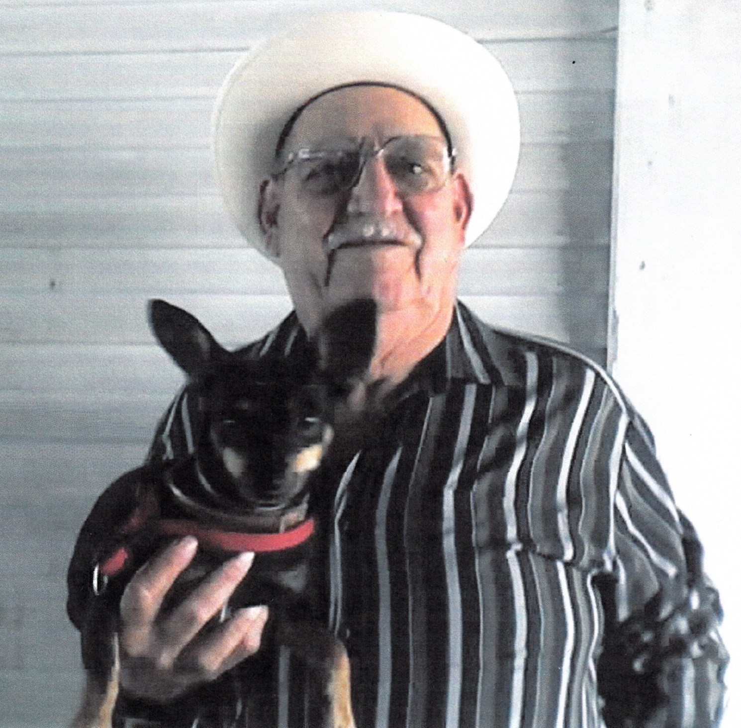 Raul C. Flores Sr. Obituary - Visitation & Funeral Information