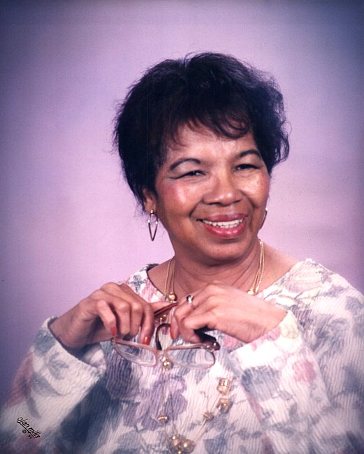 Obituary of Lillian Mae Gold