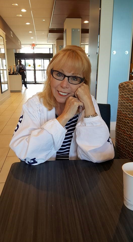 Obituary of Carol Lynn Redlin