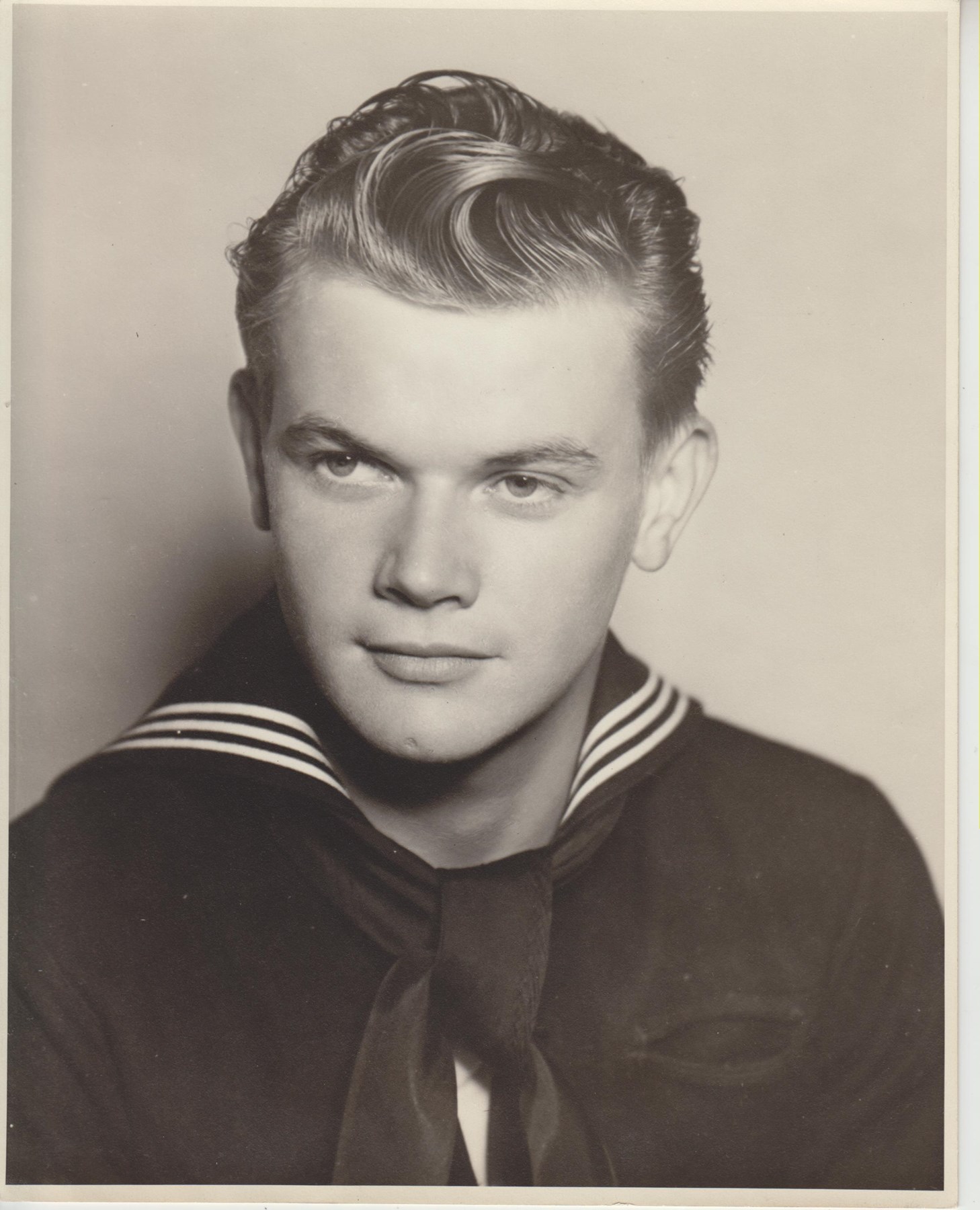 Obituary of Chester Robert Wallis