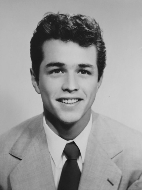 Avis de décès de Raymond Lucero