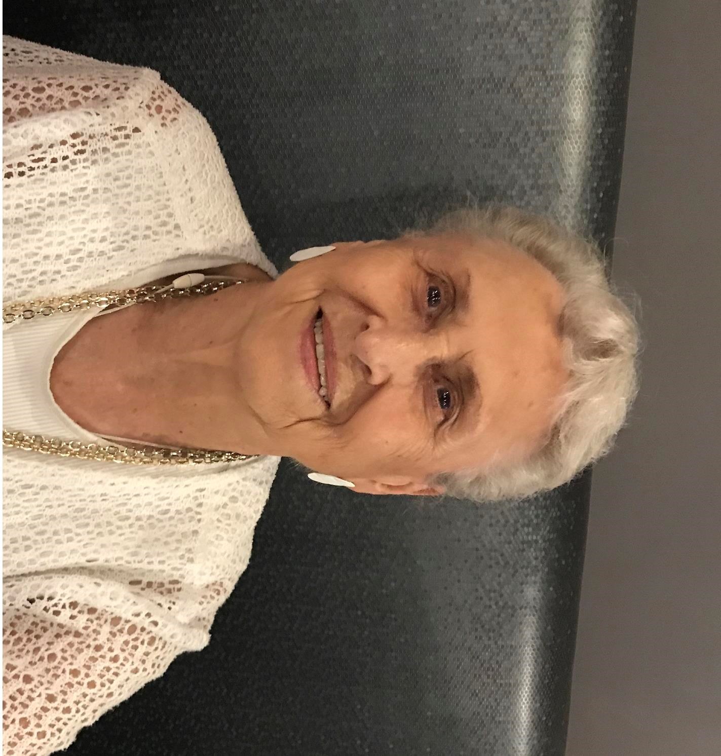 Obituario de Lorraine Warner