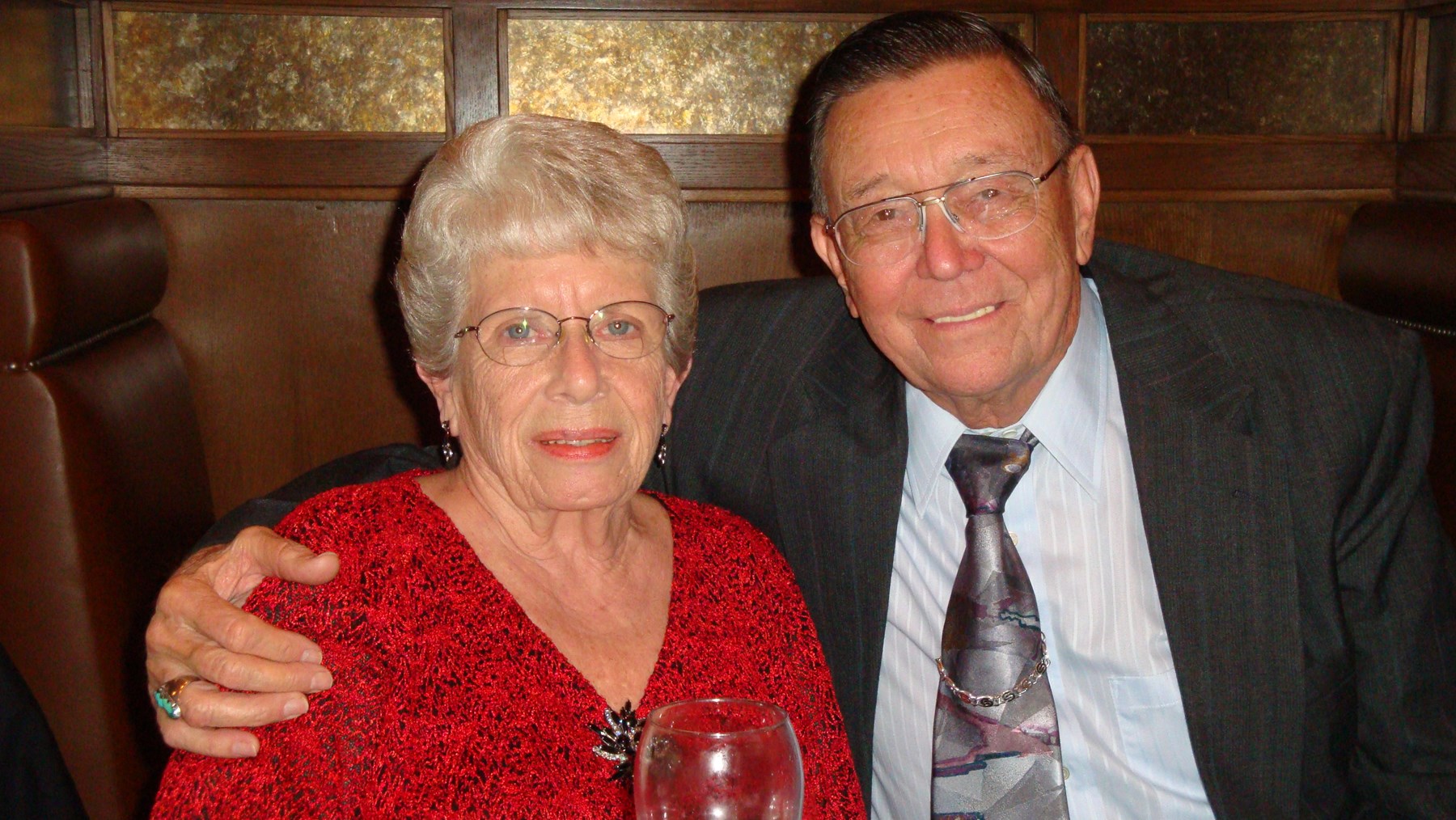 Obituary of John & Jacqueline Hooker