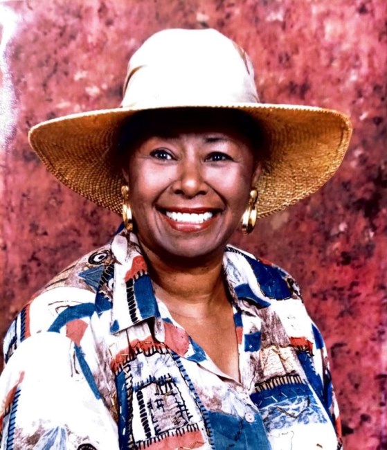 Obituary of Mildred Maxine Davis