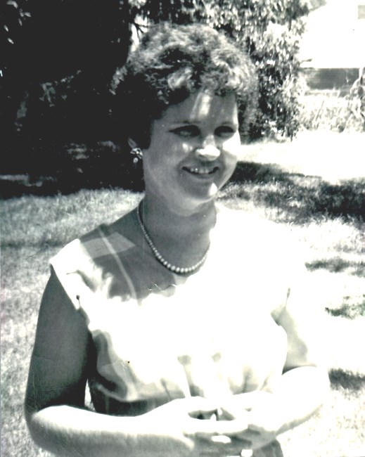 Obituary of Bessie Lee Helms