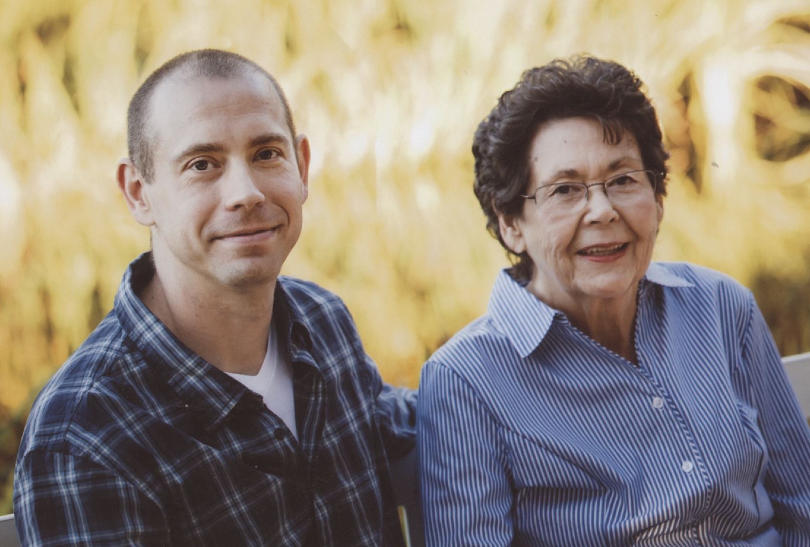 Obituary of Betty-Jo Cox