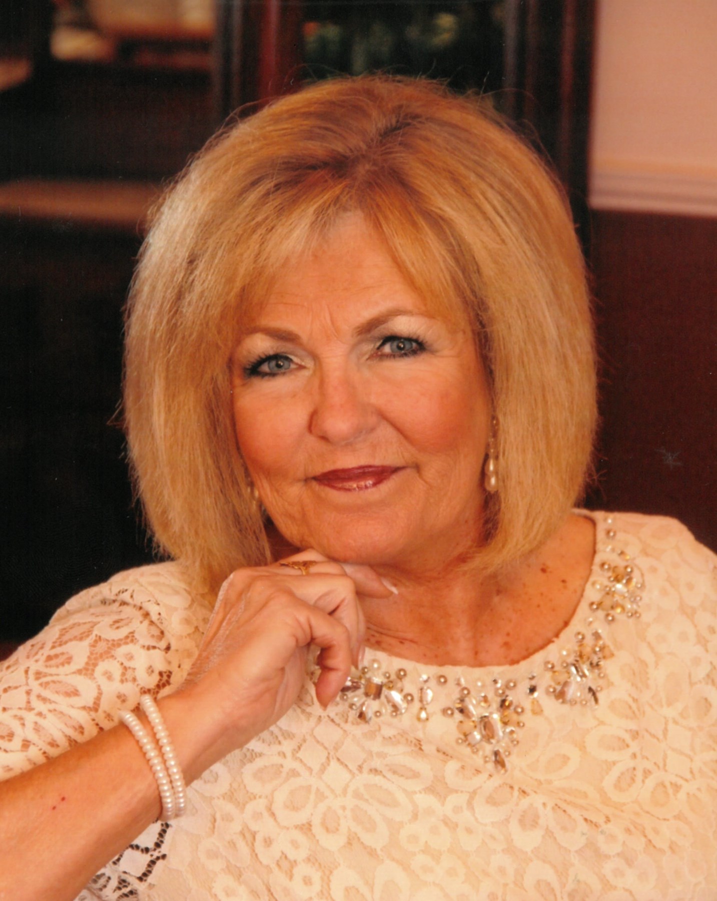 Obituary of Carolyn Klimek Thomas