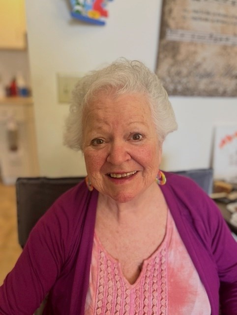 Obituary of Kitty C Broyles