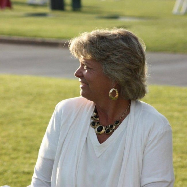 Obituary of Joan Elizabeth Smith
