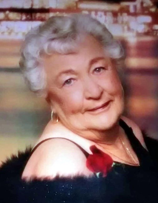 Obituario de Evelyn Ursula Ward