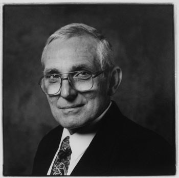 Obituary of Dr. Robert Earl Barros