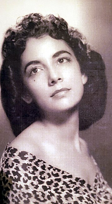 Obituary of Elisa Y. Hernandez
