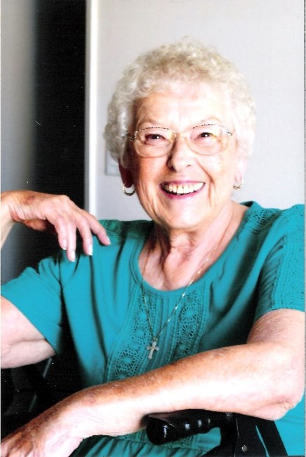 Obituary of Beatrice Elaine Willis