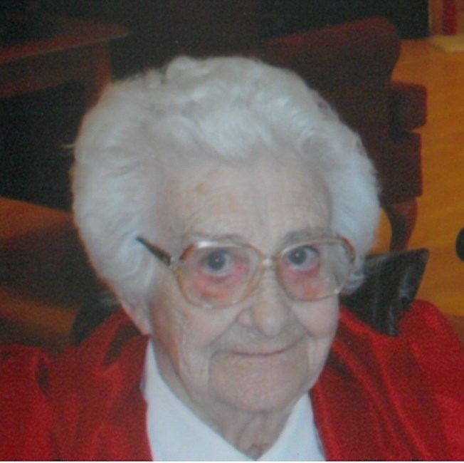 Obituary of Sara M Macneil