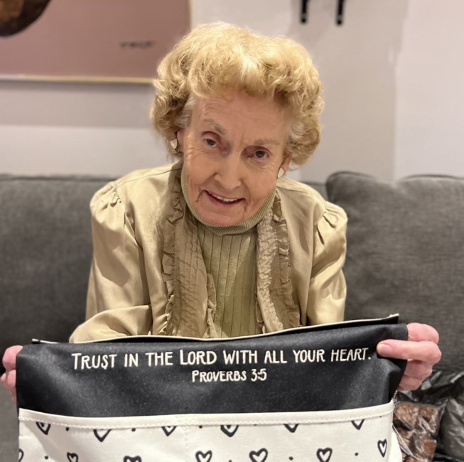 Obituary of Elnora Burnette Davenport