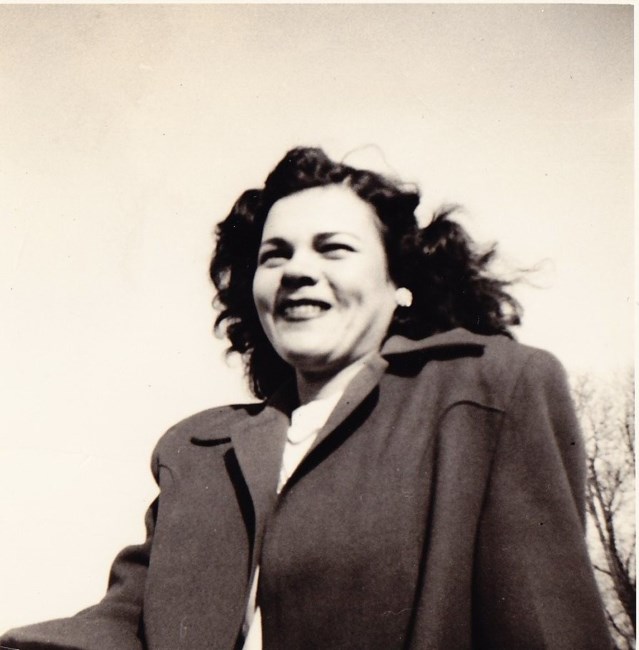Obituario de Carmen Lydia Vega Martínez