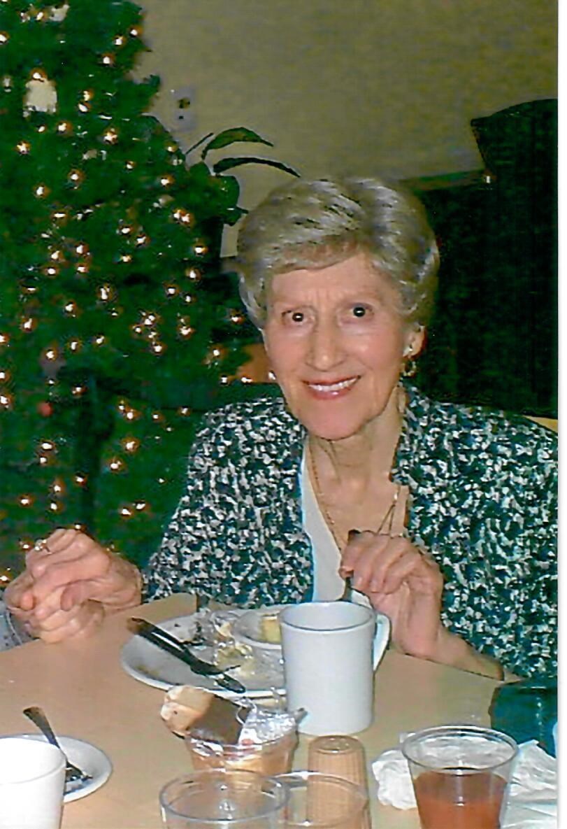 Obituario de Jeannette   Tyo