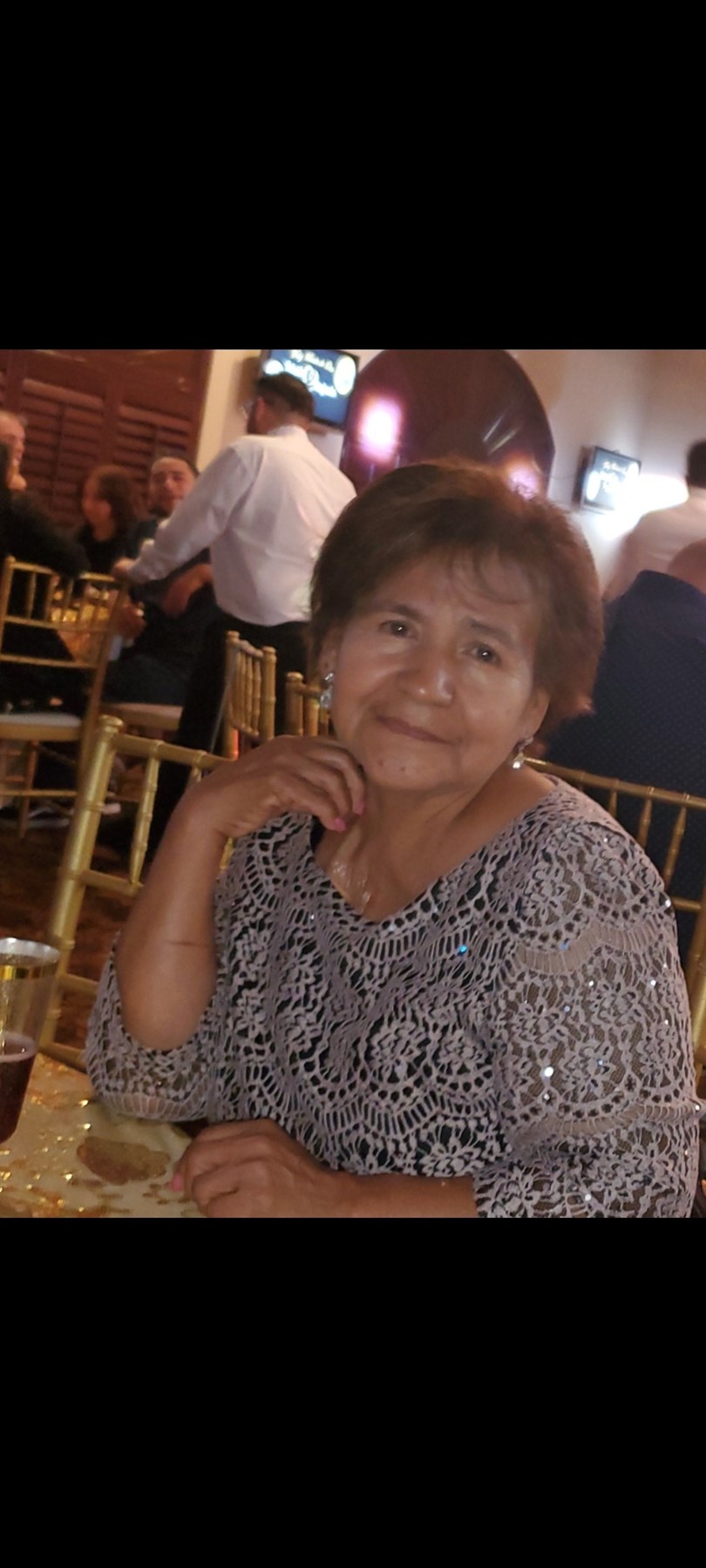 Obituary of Aurora Flores