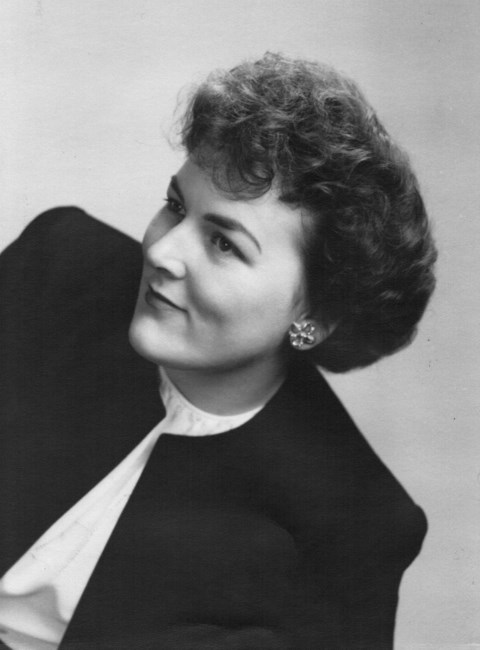 Obituary of Evelyn W. Moon