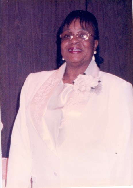 Obituario de Mrs. Charlie Doris Moore