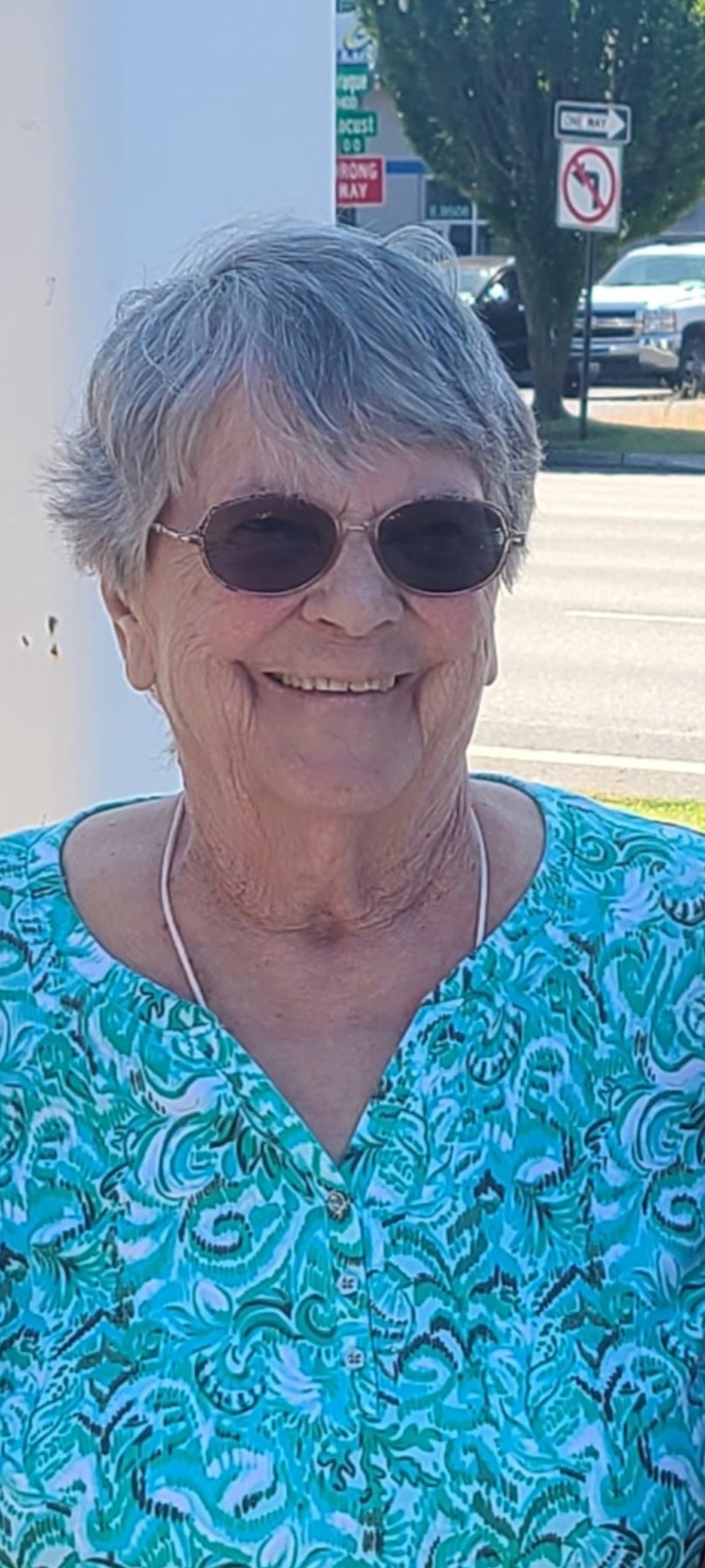 Obituary of Ardis Arlene Tangen