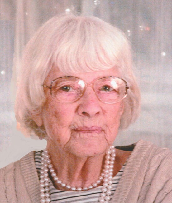Obituary of Gladys Mae Urquhart