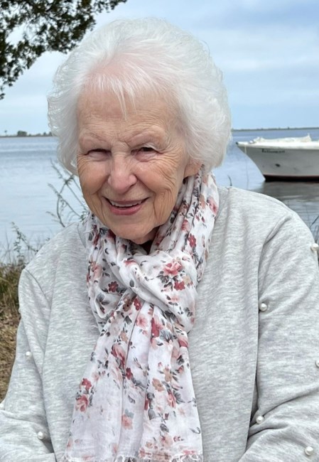Obituary of Helen Hatfield Dotson