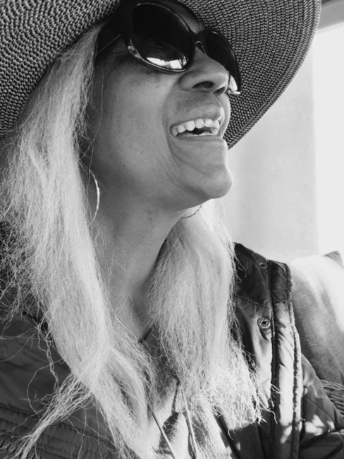 Obituary of April Lenora Gray