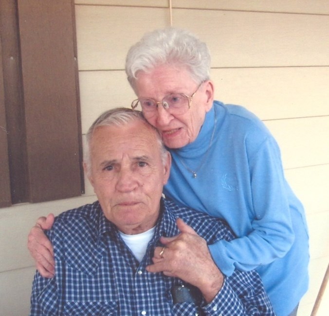 Obituary of Robert E Sanders