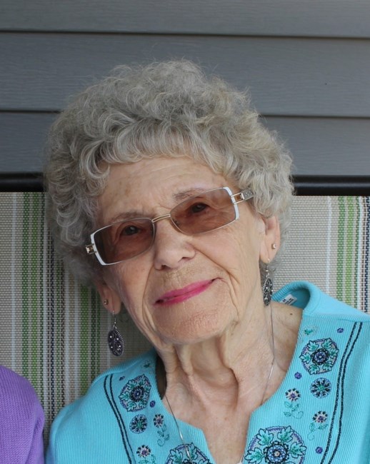 Obituary of Geraldine "Jerry" Marie Strayer
