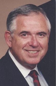 Obituary of C DANIEL "DAN" NASH