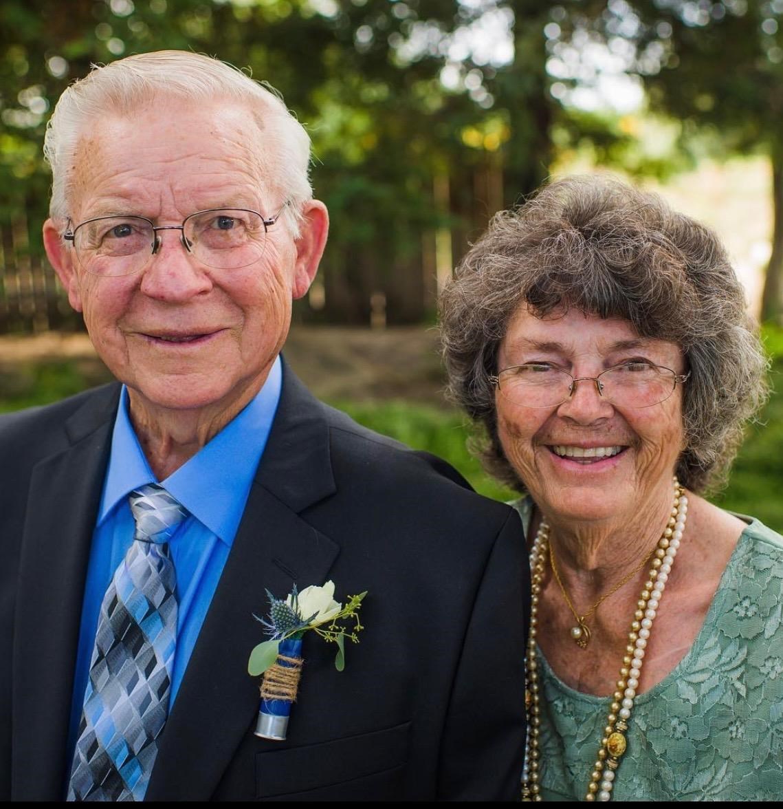 Obituary of Robert Eugene Capehart