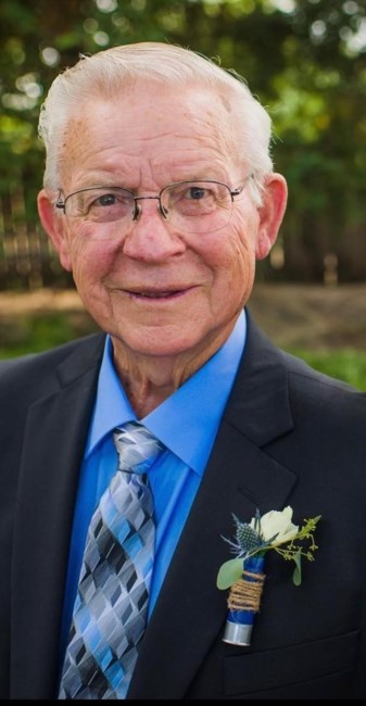 Obituary of Robert Eugene Capehart