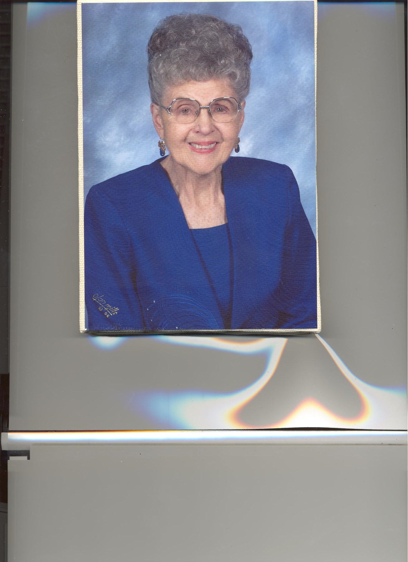 Obituario de Helen Cleone Pierce